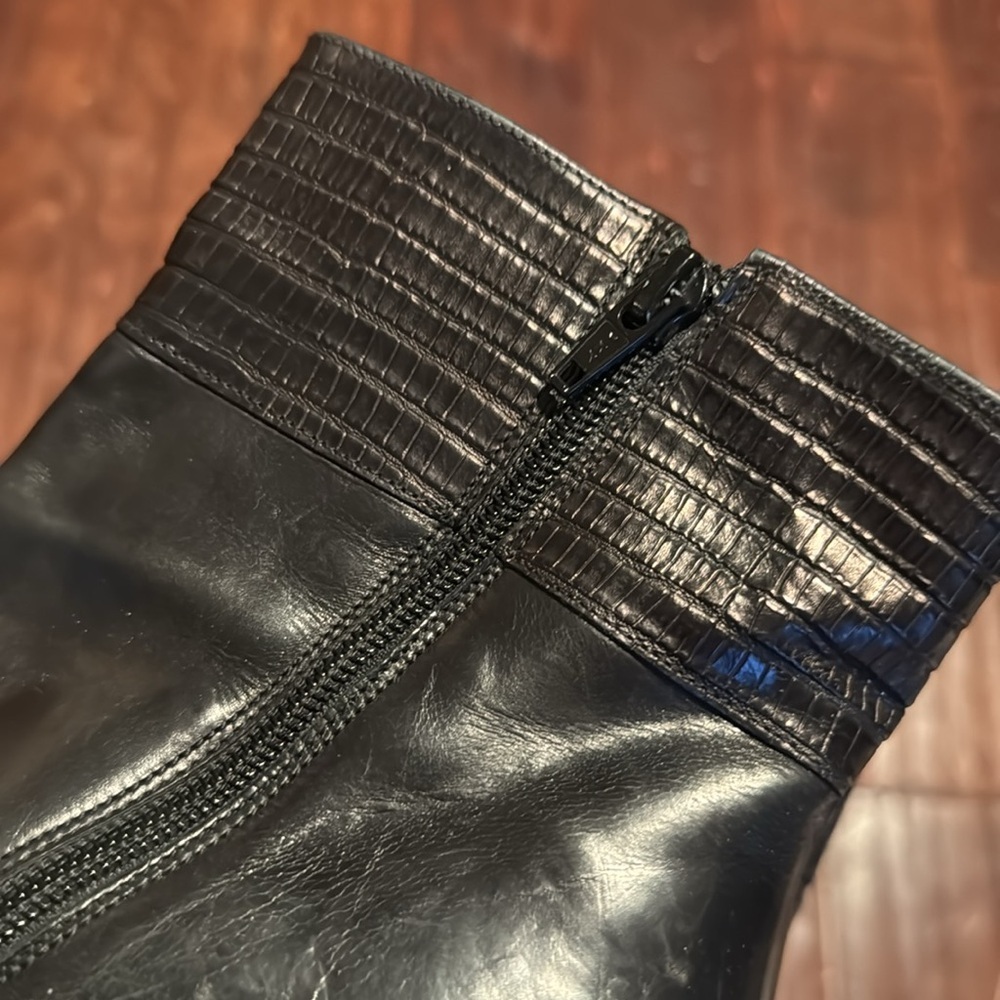 Via Spiga black booties bow ring buckle detail stacked heel square toe side zip - Picture 7 of 11